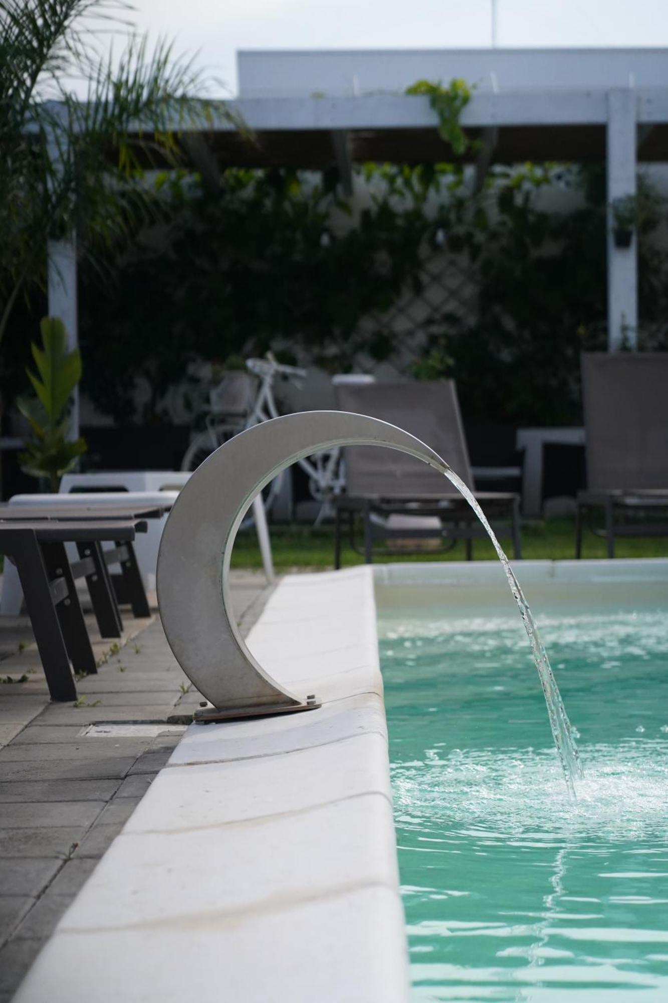Villa Leonardo San Foca - Room, Pool & Restaurant 外观 照片