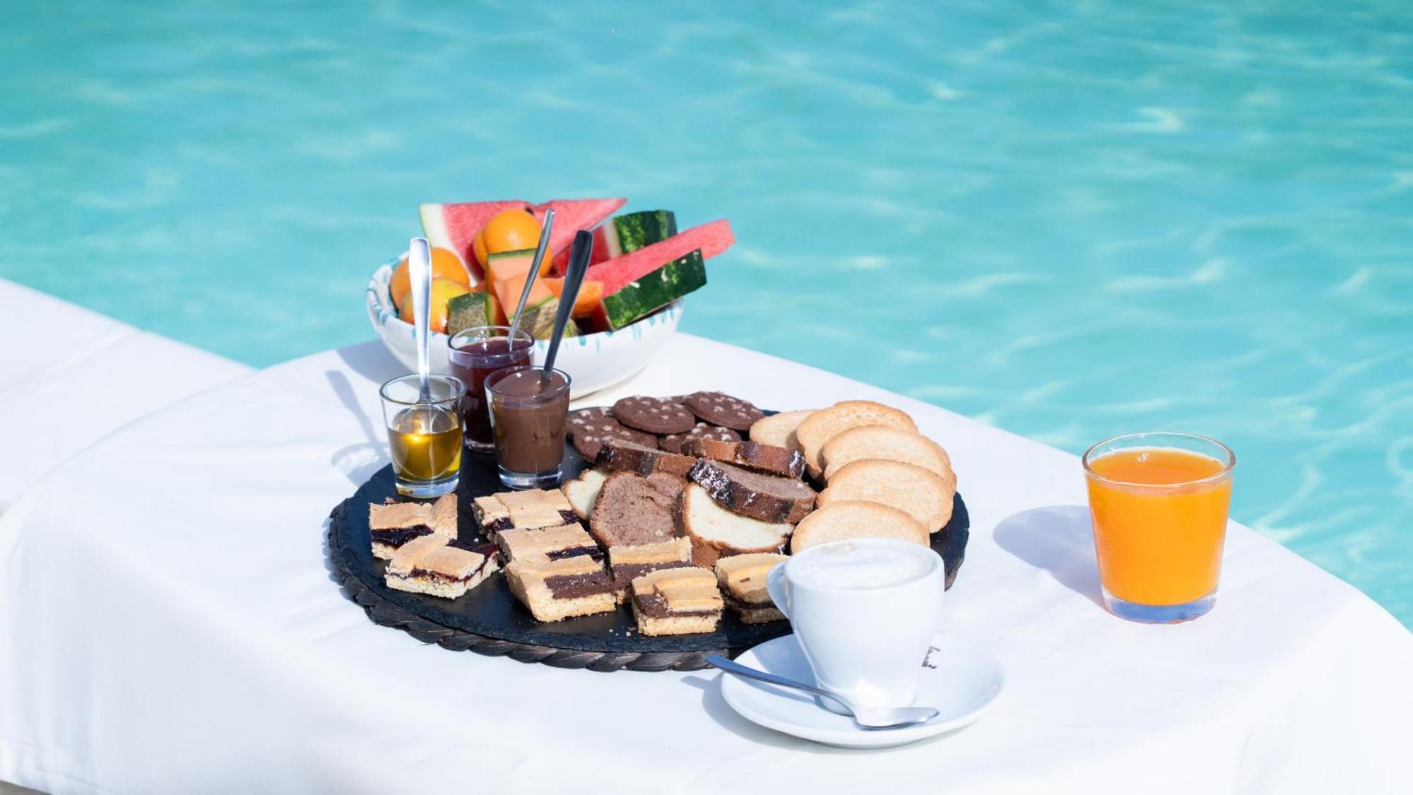 Villa Leonardo San Foca - Room, Pool & Restaurant 外观 照片